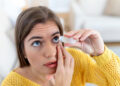 Frumusețe și sănătatea ochilor: ce efecte pot avea noile trenduri cosmetice